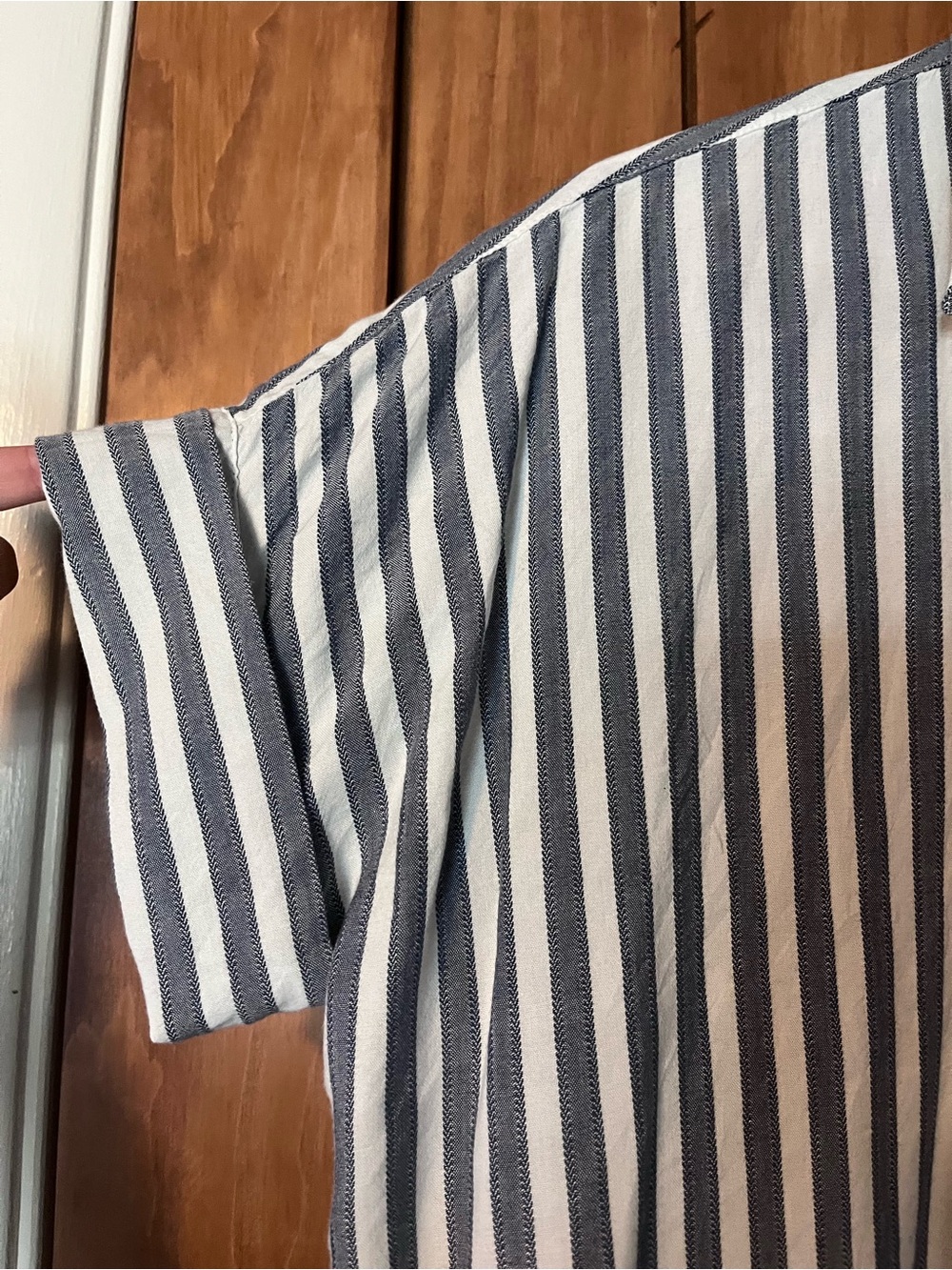Madewell Blue and White Vertical Stripe Button-Down Shirt - Picture 2 of 4